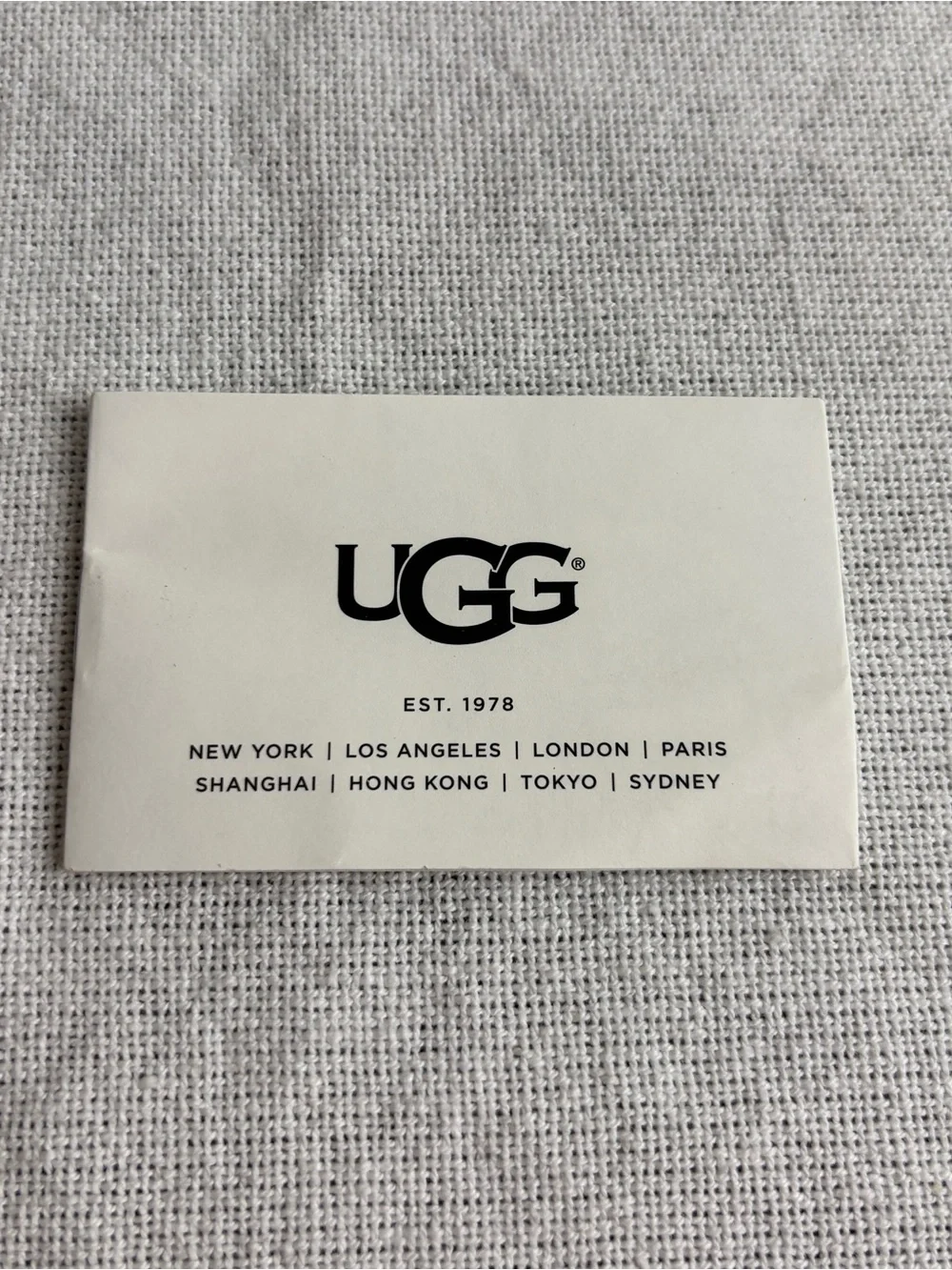 UGG 1016223 Classic Short II Boots for Women Size 9 Chestnut, Water Resistant